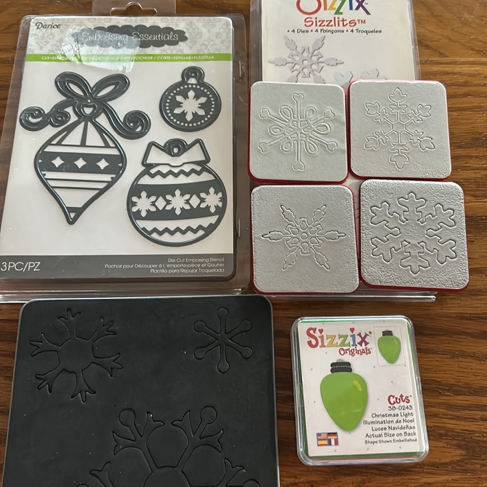 Lot 9 Sizzix Darice Winter Dies Embossing Snowflakes, Christmas Ornament